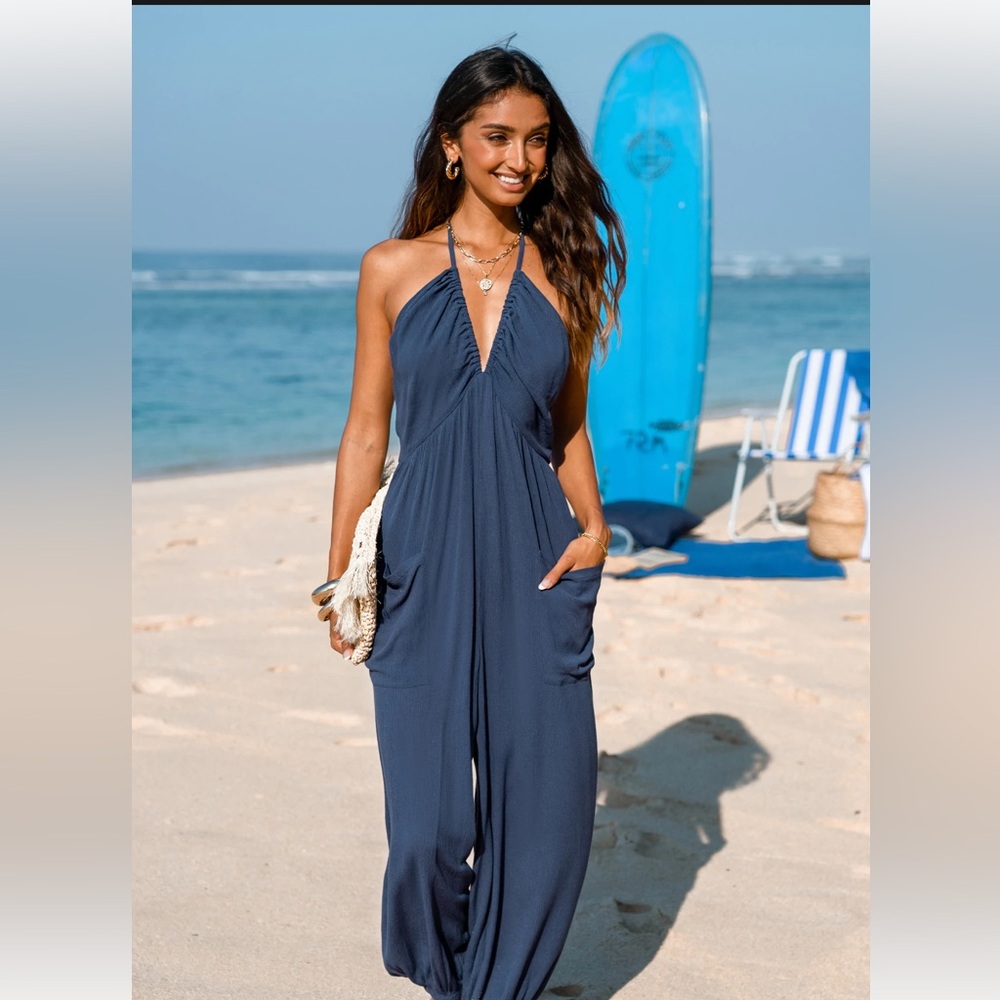NWT Elegant Navy Blue Plunge Halter Jogger Jumpsuit